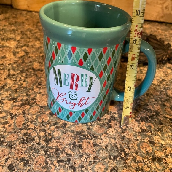 Design pack Plaid Merry & bright collectable cappuccino/coffee mug - Picture 5 of 5